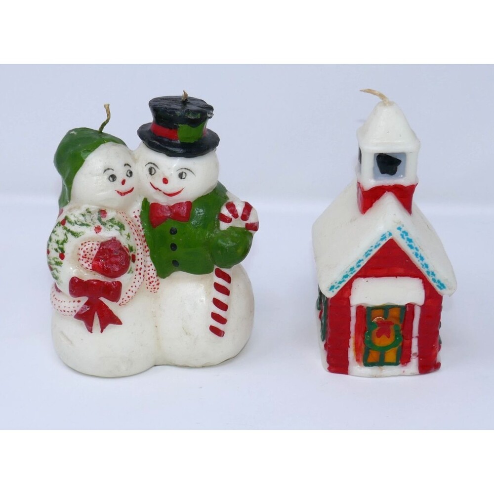 Jasco 1982 Christmasville Wax Christmas Bell Tower Candle with Snowman Couple
